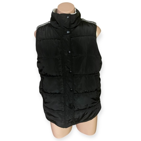 Skies Are Blue Jackets & Blazers - Skies Are Blue Women’s Large Black Fleece Puffer Vest